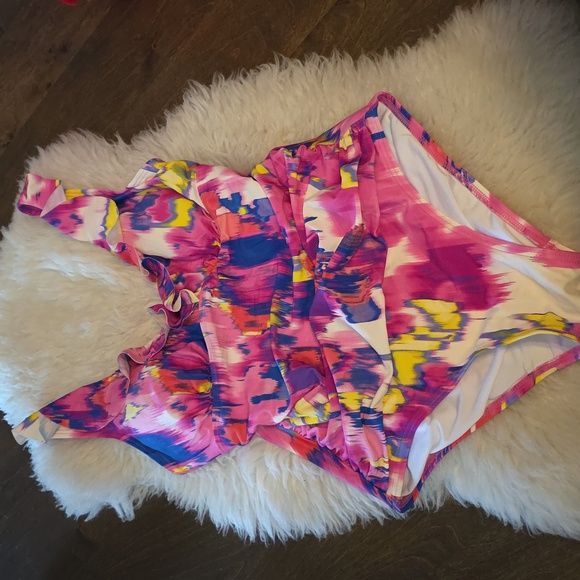 DKNY Ruffle Plunge Tummy-Control One-Piece Swimsuit Size 10 BS28 - Picture 2 of 5